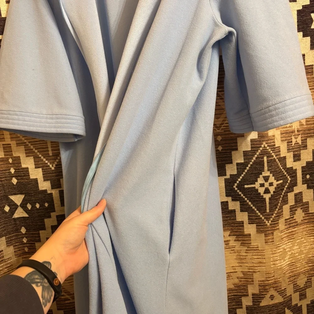 Vintage Vanity Fair Night Gown / Night Dress Size Large. House Coat / Dress